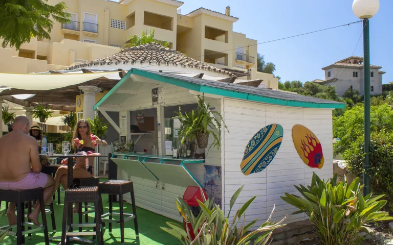 Bar en la piscina - Colina del Paraíso