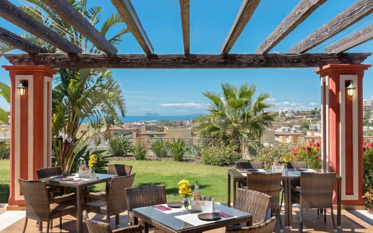 Desayunos con vistas espectaculares - Colina del Paraíso