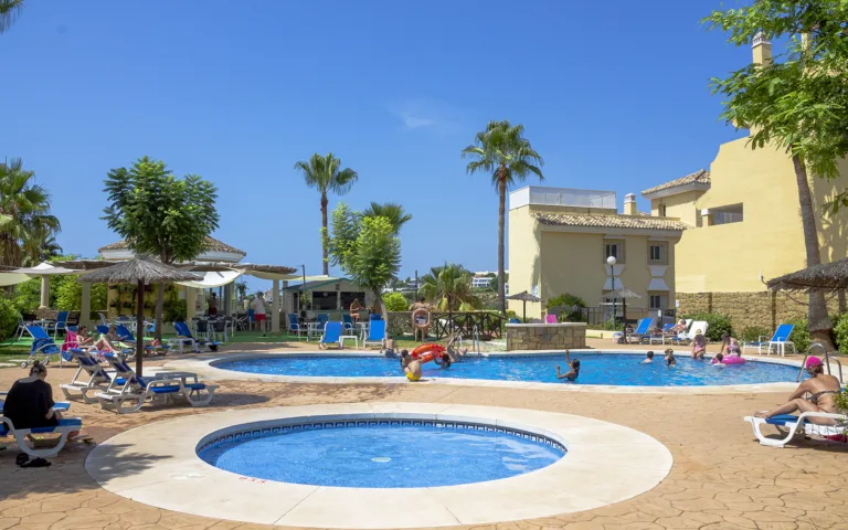 Piscina - Colina del Paraíso