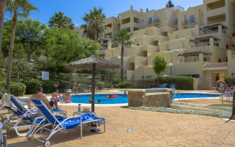 Piscina - Colina del Paraíso