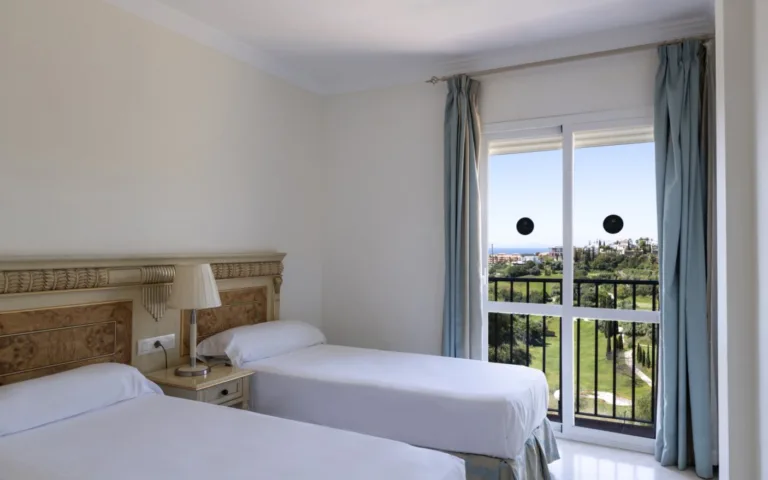 Habitación con terraza - Colina del Paraíso