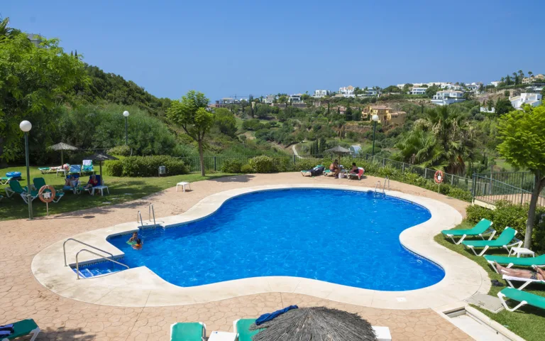 Piscina - Colina del Paraíso