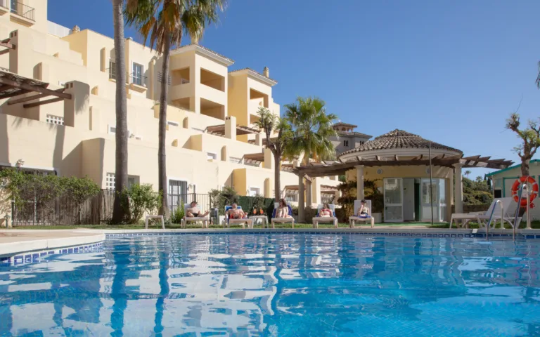 Piscina - Colina del Paraíso