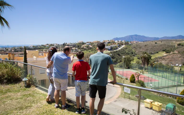 Vacaciones en familia - Colina del Paraíso