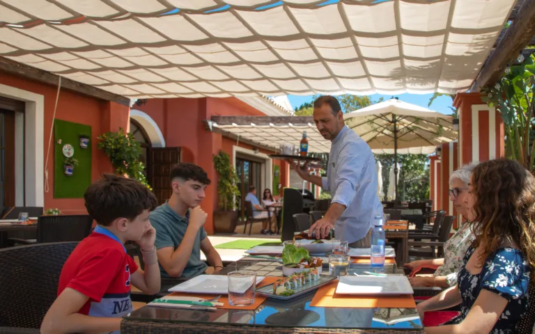 Restaurante Villa Colina - Colina del Paraíso