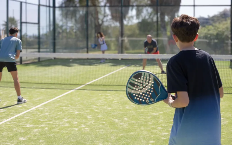 Pistas de padel completamente renovadas - Colina del Paraíso